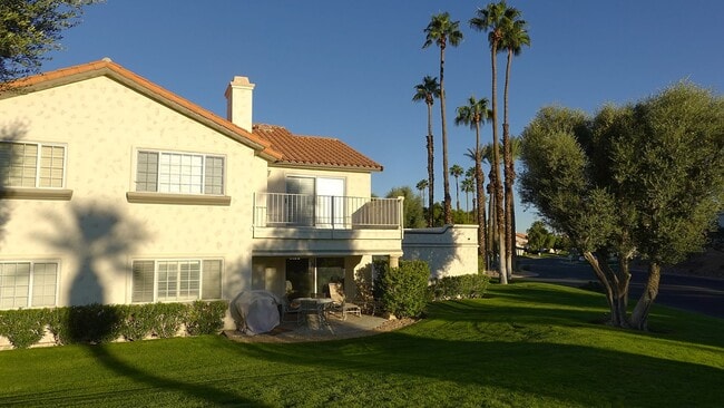 Photo - Sought after 2 bedroom 2 bath upstairs con...