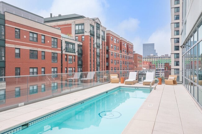 Summer House Apartments