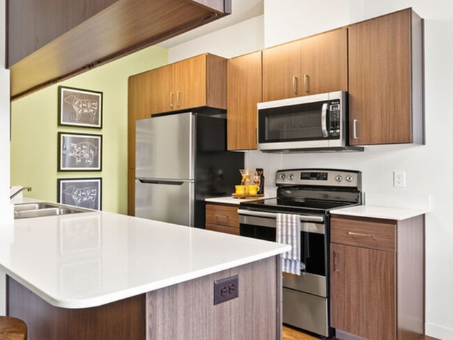 Modern Kitchen - Highland Crossing Apartments