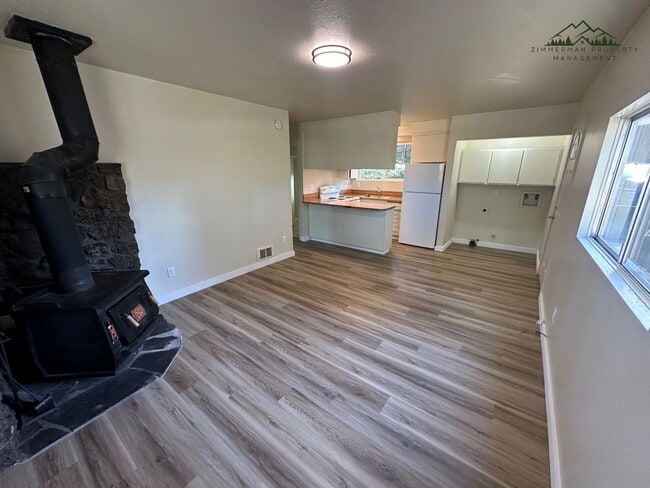 Photo - 525 1/2-52S 1/2 S 71st St Unidad 525 1/2