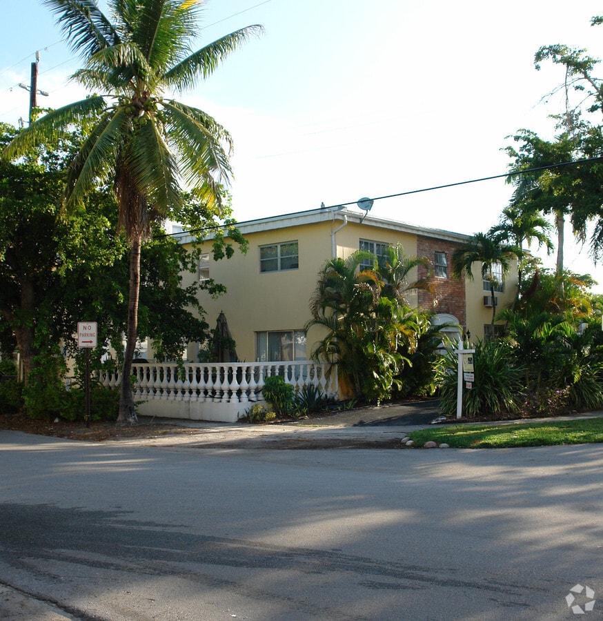 Photo - Chalet East