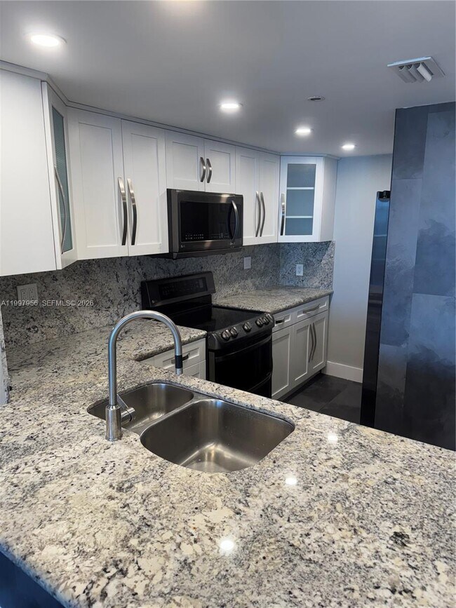 Photo - 1717 N Bayshore Dr Unit A-3455