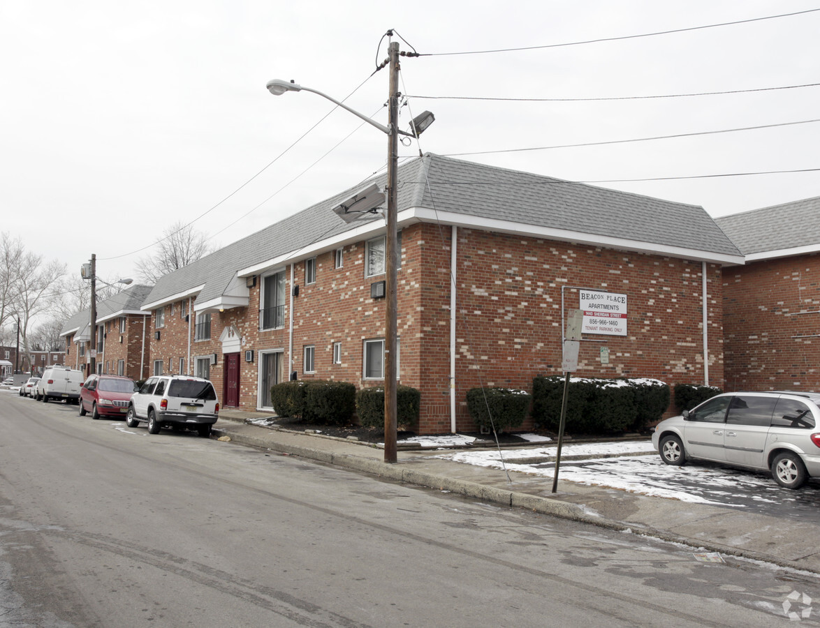 Beacon Place Apartments - Beacon Place Apartments