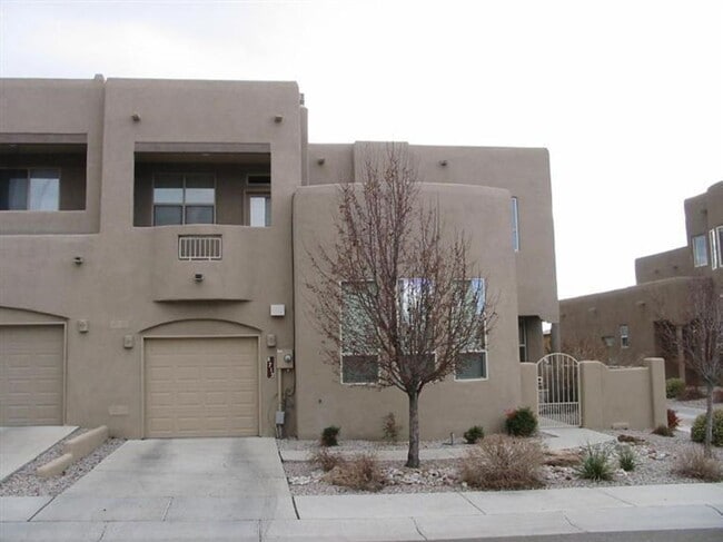 Building Photo - Desert Ridge 2/BD 2.5/BA 1/CG 1500/sf Town... Rental