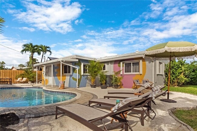 Photo - 191 SE 13th Ave