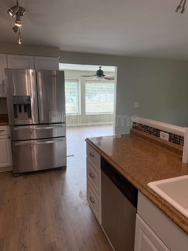 Photo - 17719 Carthage Ave