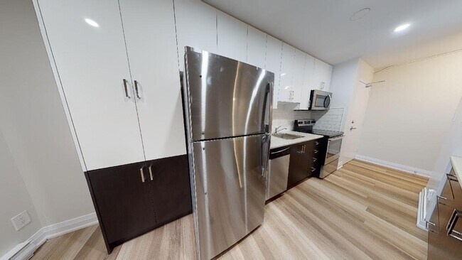 Photo - Slessor Boulevard