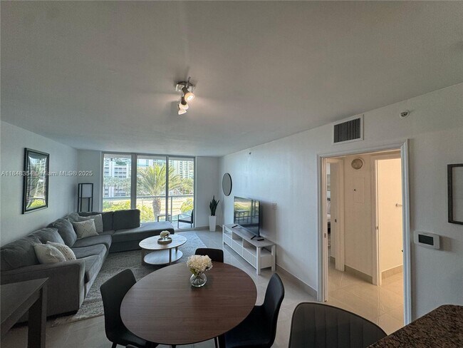 Photo - 1155 Brickell Bay Dr Unit 307