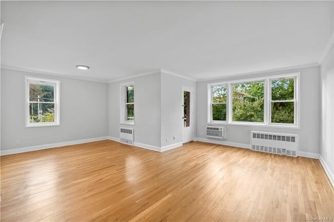 Photo - 700 Scarsdale Ave Unit 2C