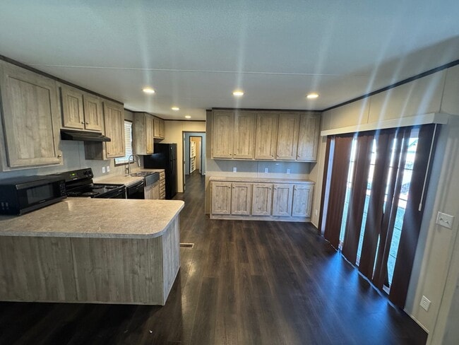 Photo - 7224 W 12th St