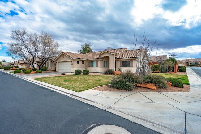 Photo - Dog Friendly 3 Bedroom Home In Painted Desert