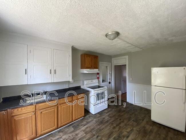 Photo - 324 N Franklin St