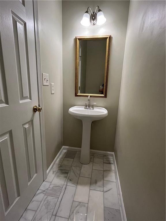 Photo - 5368 Hickory Knoll NW