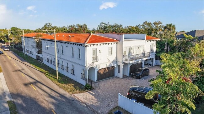 Photo - 5601 Bayshore Blvd