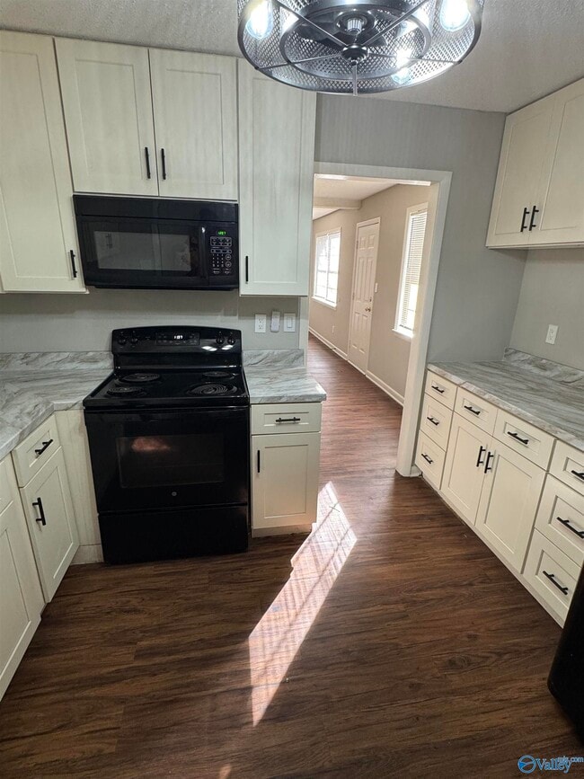 Photo - 3213 Clifford Rd NW