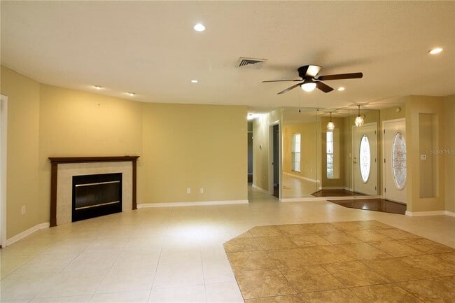 Photo - 1311 Glenview Ln