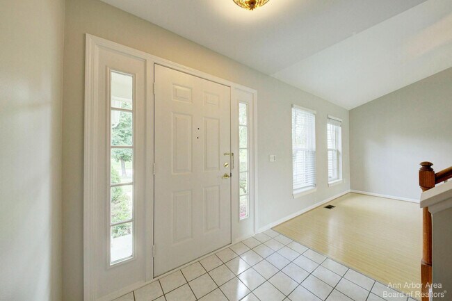 Photo - 3127 Dunwoodie Rd