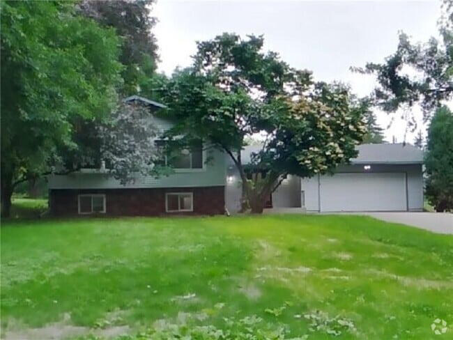 Building Photo - 9720 28th Ave N Rental
