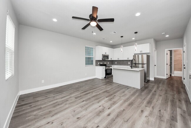 Photo - 19104 Sears Dr