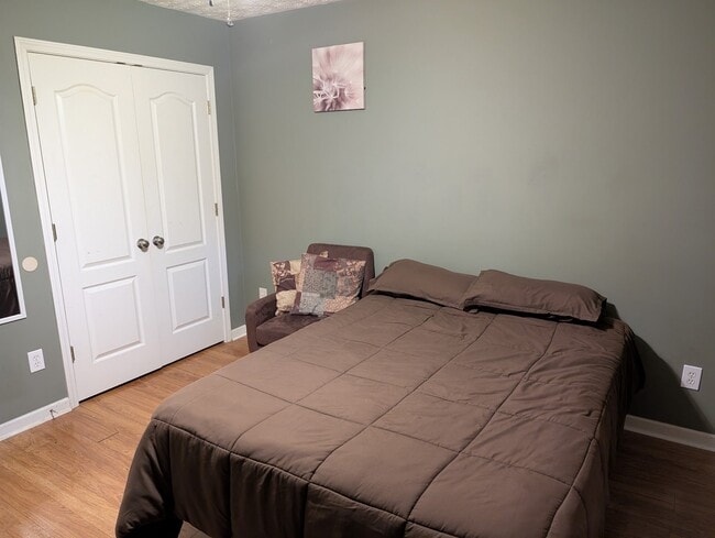 Photo - 180 Pebble Brooke Ct