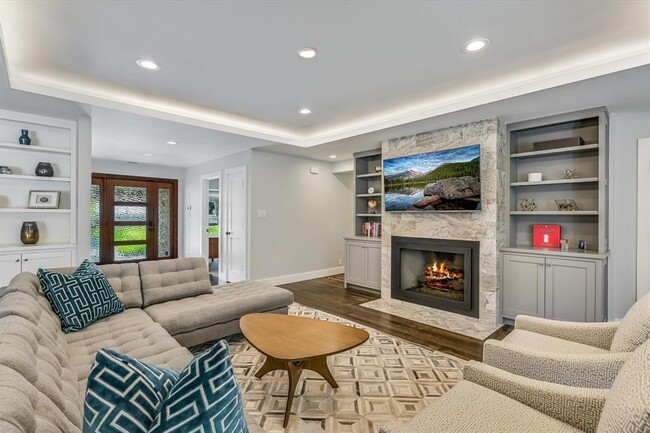 Photo - 3102 Foxfire Dr