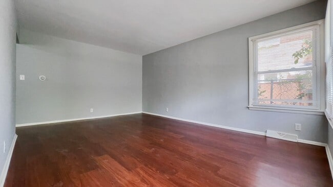 Photo - 5747 N 93rd St Unit LOWER