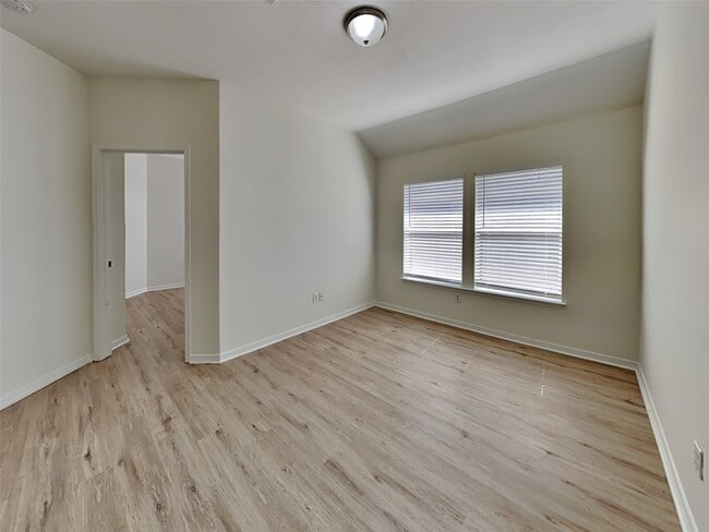 Photo - 19215 Mustang Pointe Ln