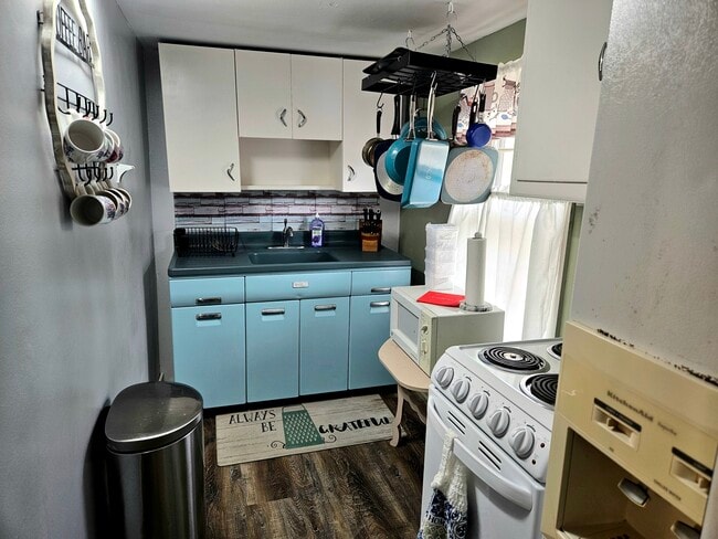 Photo - 800 18th Ave NE Unit 800.5