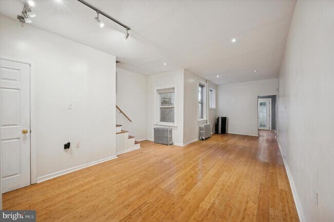 Photo - 1000 N Randolph St