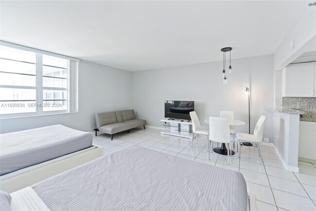 Photo - 100 Lincoln Rd Unit 1016