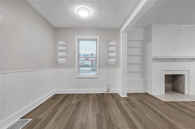1683 Candler Rd