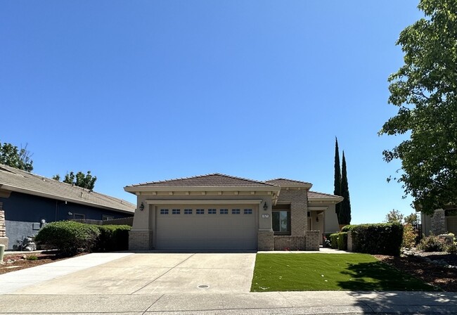 Beautifully Updated 3-Bedroom, 2-Bath Home... - Beautifully Updated 3-Bedroom, 2-Bath Home...