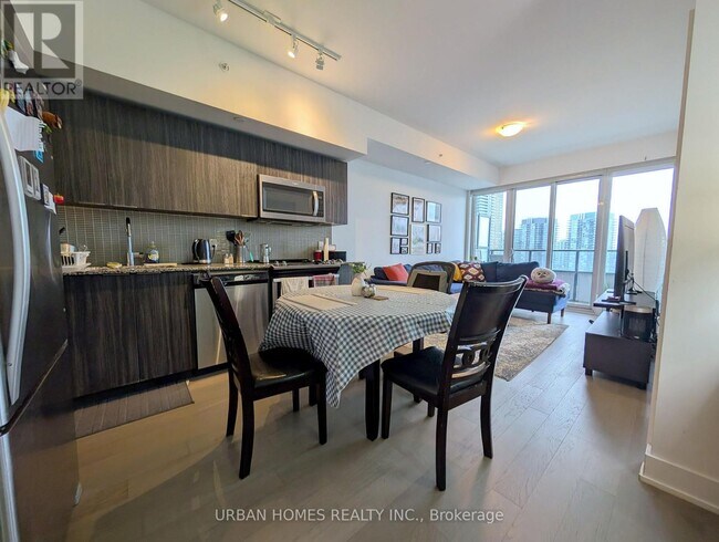 Photo - 30 Shore Breeze Dr Unit 1512