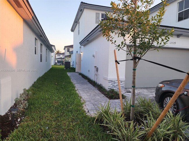 Photo - 12729 SW 211th St Unit 1