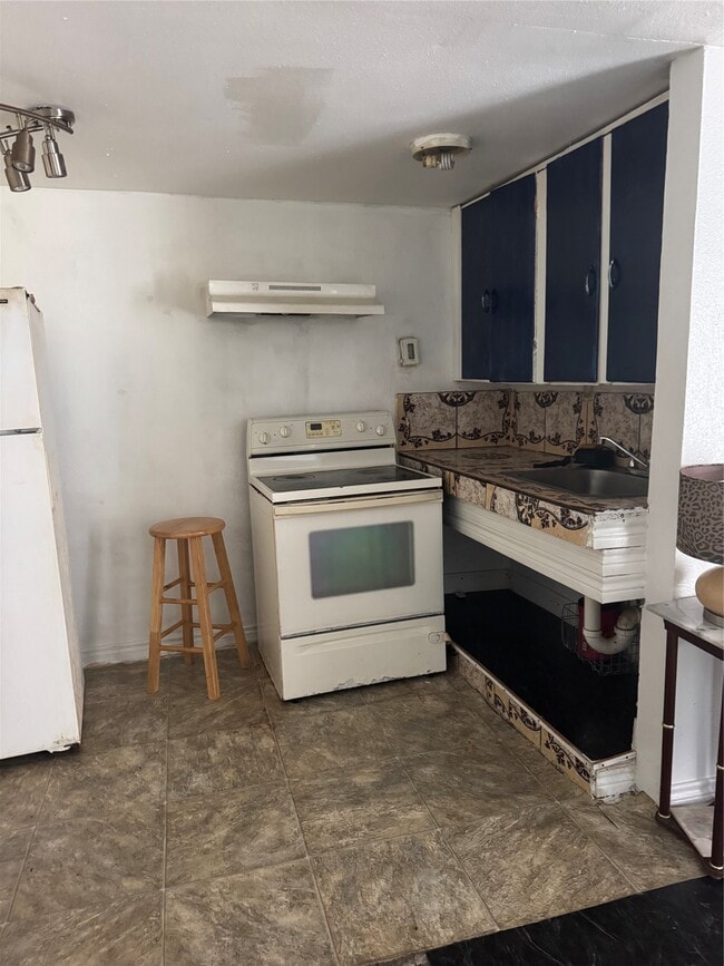 Photo - 115 Bedford St