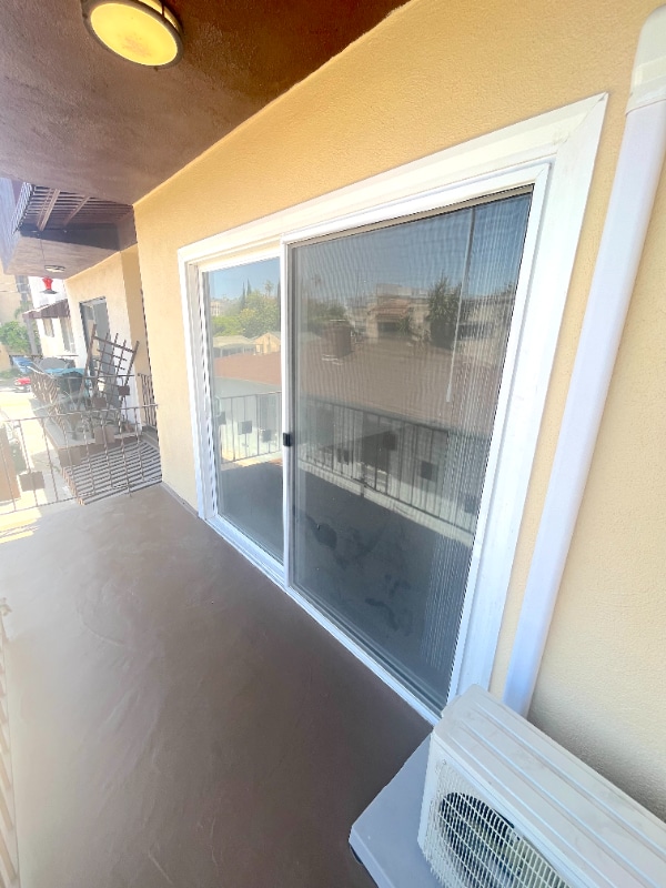 Photo - 10753 Palms Blvd Unit 4