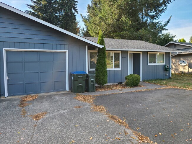 Photo - 4333 Ruddell Rd SE