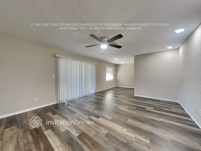 Photo - 3944 Porpoise Dr SE