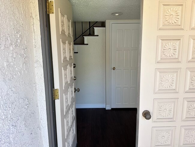 Photo - 3218 Tannencrest Dr