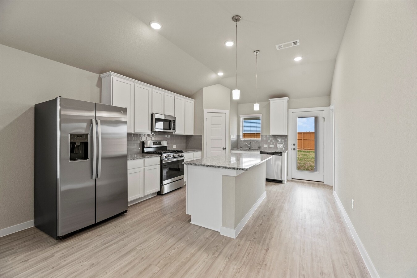 Photo - 21670 Sandy Dune Dr