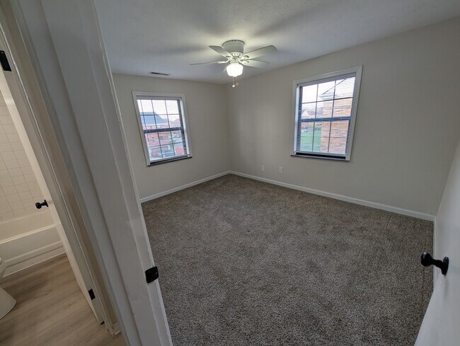 Photo - 515 Corona Ave Unidad D