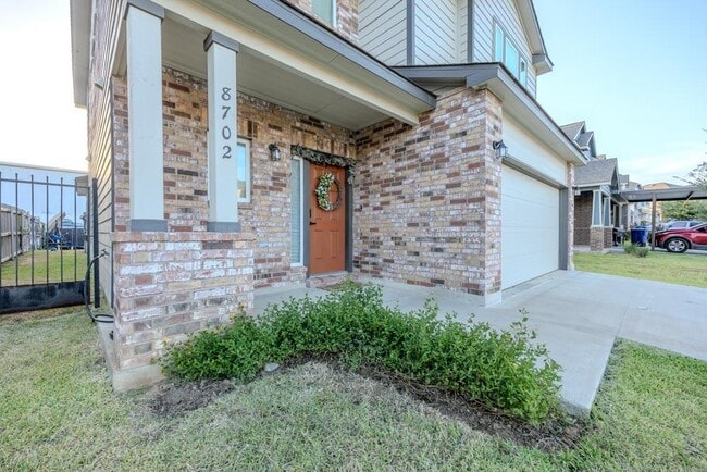 Photo - 8702 Shiloh Rock Dr