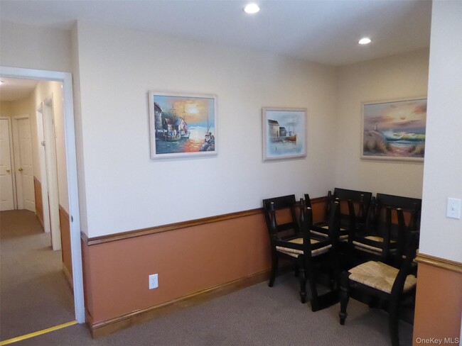 122 Forest Ave Unit Rear