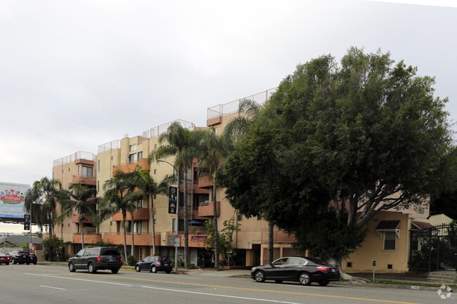 Photo - 1335 N La Brea Ave