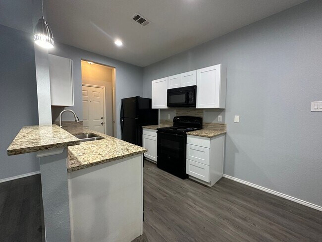 Photo - Nice 3 Bedroom, 2 Full Bath Duplex Located in SW Ft. Worth. Unit NOVELLA 7411