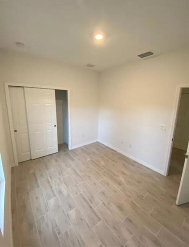 Photo - 1060 San Cristobal Ave