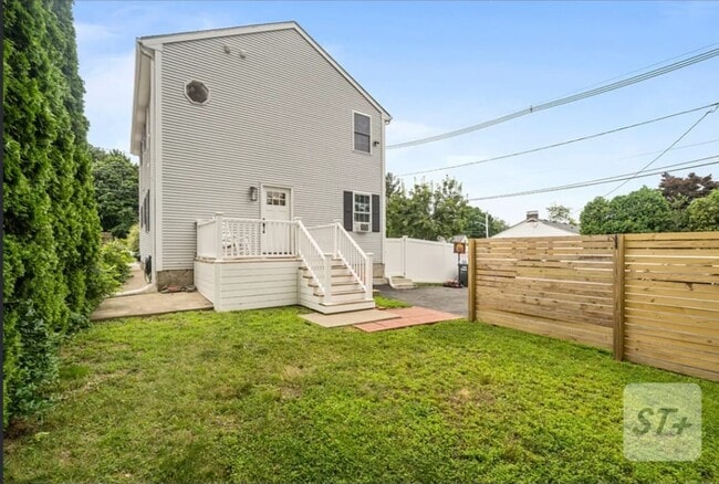 Photo - 25 Towanda Dr Unit Second floor