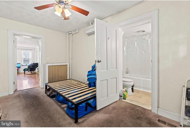 Photo - Modern Capitol Hill Location Basement Unit with 1 Bedroom, 1 Bathroom, Private Patio