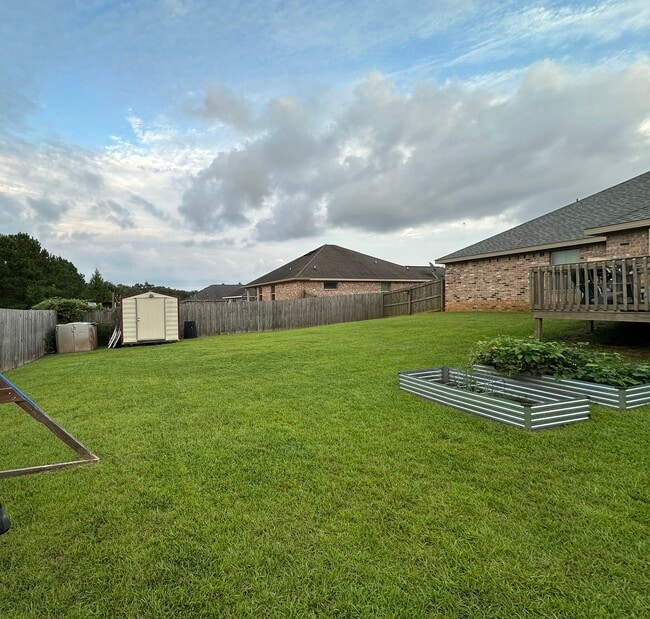 Photo - 16833 Avery Ln