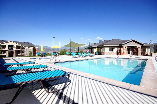 Pool - Wasatch Commons